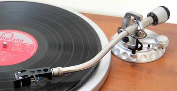 レコードプレーヤーのトーンアーム
